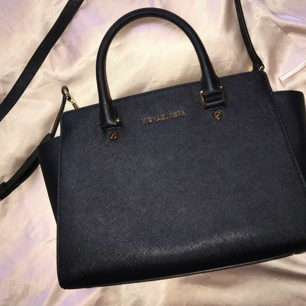 Black MK Selma! (Brand new condition) (Never Worn)